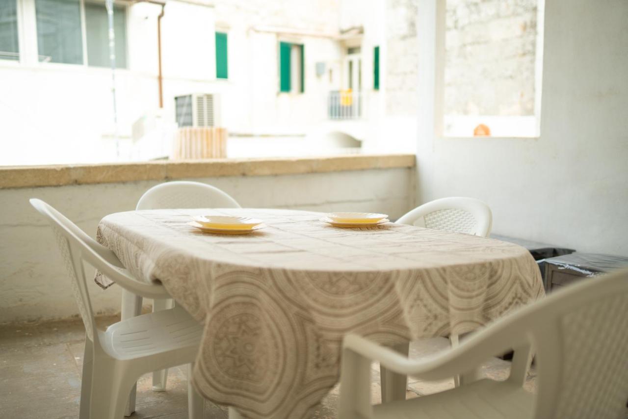 Appartement La Casa Di Andrea - Con Terrazzo à Monopoli Extérieur photo